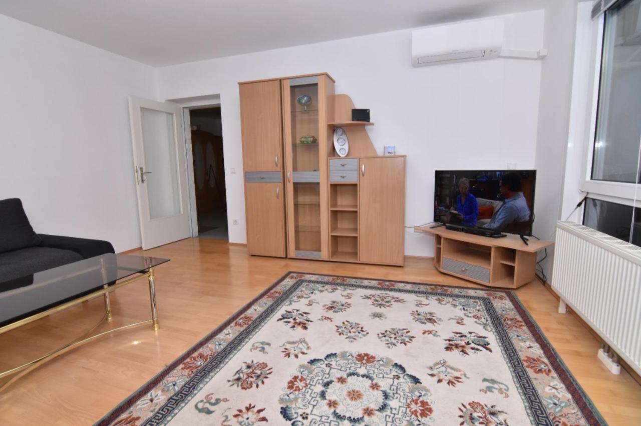 Modern Apartment At Vic Viena Exterior foto